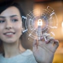 Según el informe de Sostenibilidad de Asobancaria del 2019, los bancos invierten alrededor de 192.264 millones de pesos al año en seguridad digital.