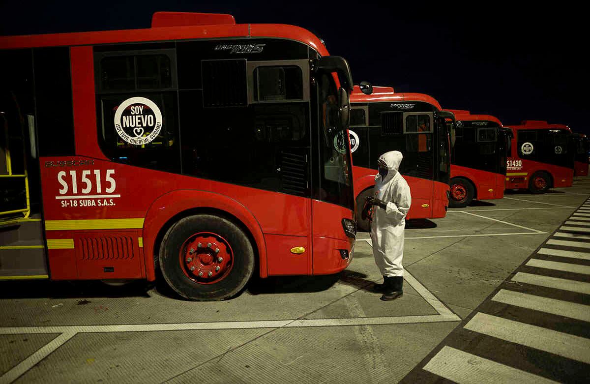 Las personas que tengan dudas con respecto al funcionamiento del sistema pueden consultar la línea 364 96 66. Foto de Esteban Vega/SEMANA.