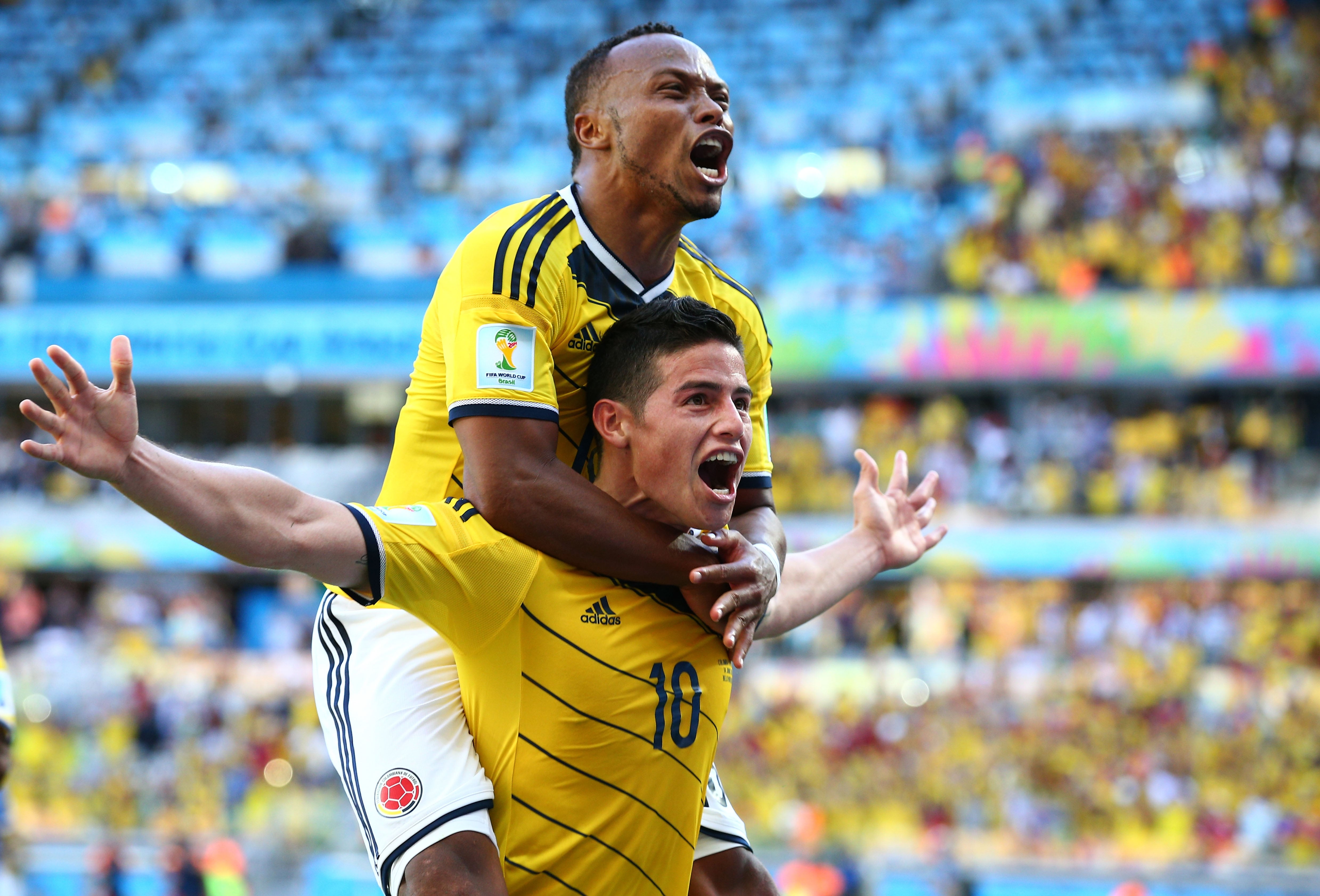 (1) James Rodríguez celebrando el gol ante Grecia en la fase de grupos del Mundial 2014.