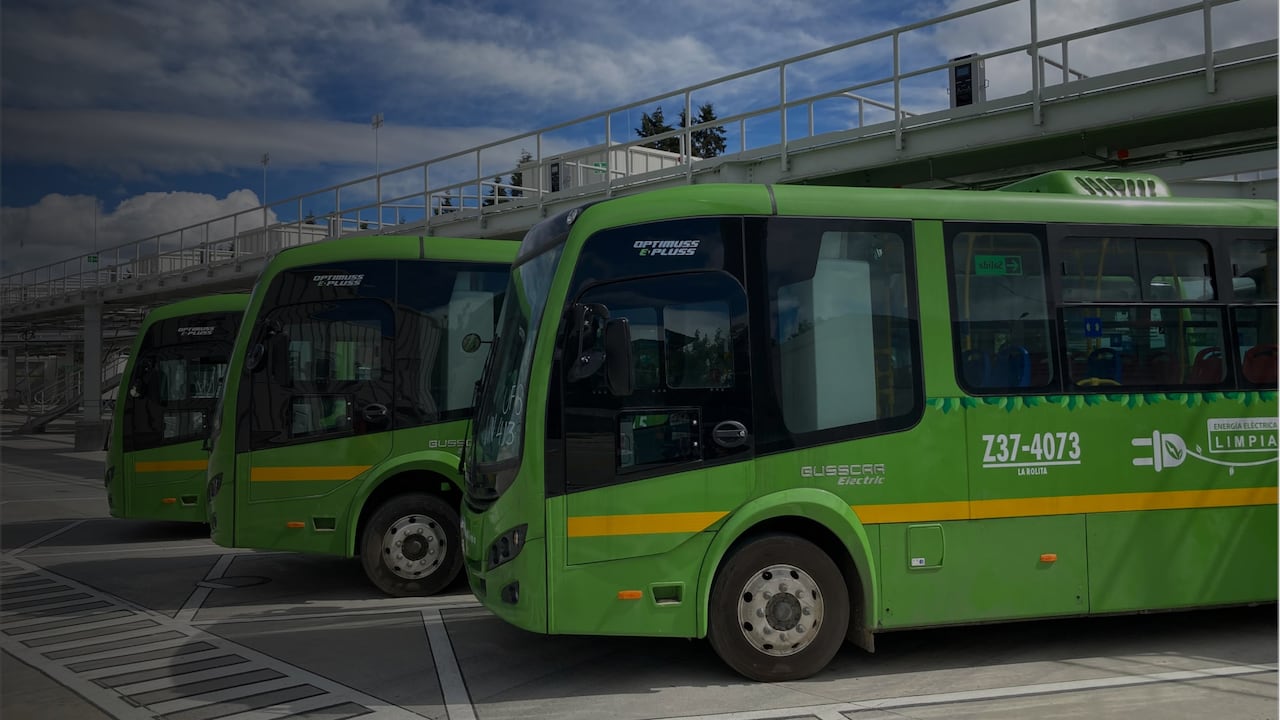 Conductora del SITP fue agredida por un conductor de bus particular.