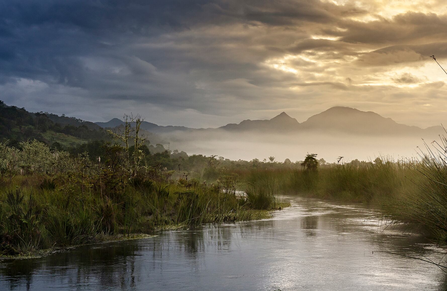 Río Guamuez, Amazonía.