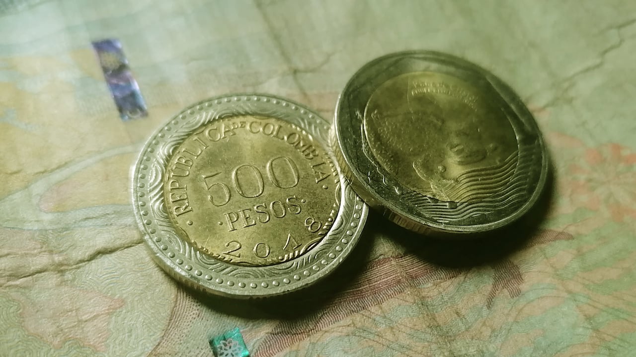 Pesos colombianos