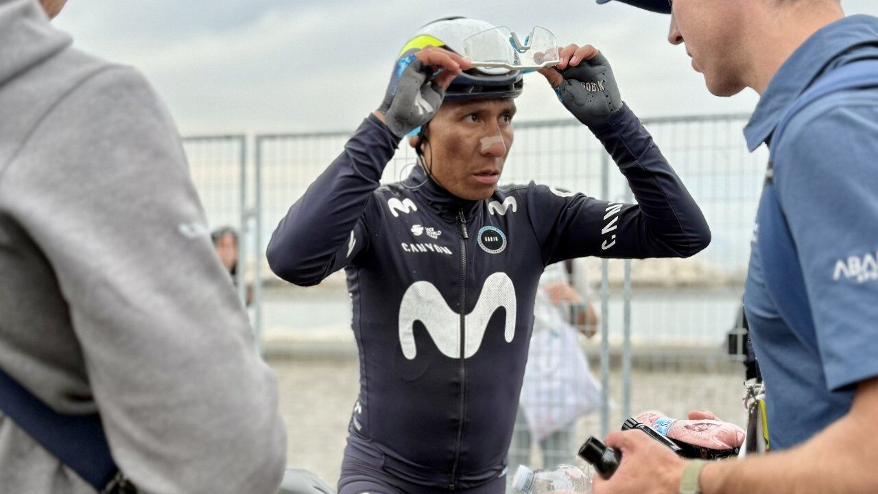 Así llegó Nairo Quintana a la meta en Napoli