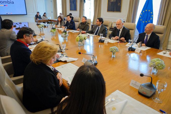 El presidente Gustavo Petro sostuvo una reunión con representantes de la Misión de Observación de la Unión Europea.