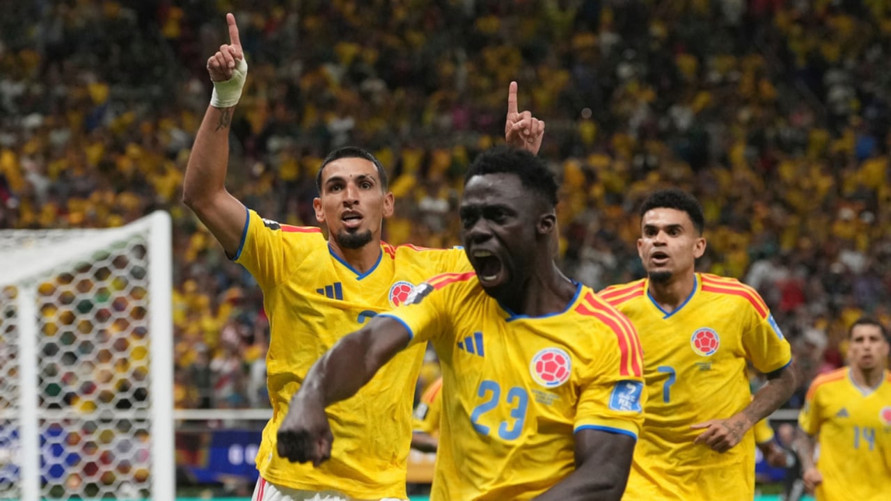 Colombia celebrando su triunfo sobre RD Congo.