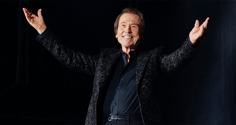 Raphael incluyó a Colombia en su gira para promocionar su nuevo trabajo discográfico.