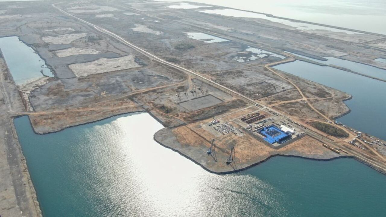 La isla está equipada con pistas, puertos y radares para reforzar el control militar chino en una zona en disputa. (Imagen de referencia)