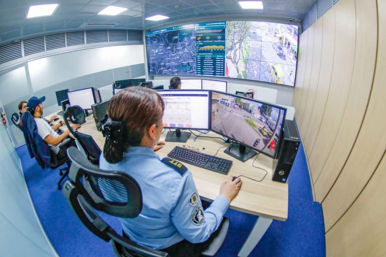 Así es el Centro de Gestión de Movilidad de Manizales, un referente en materia de movilidad inteligente