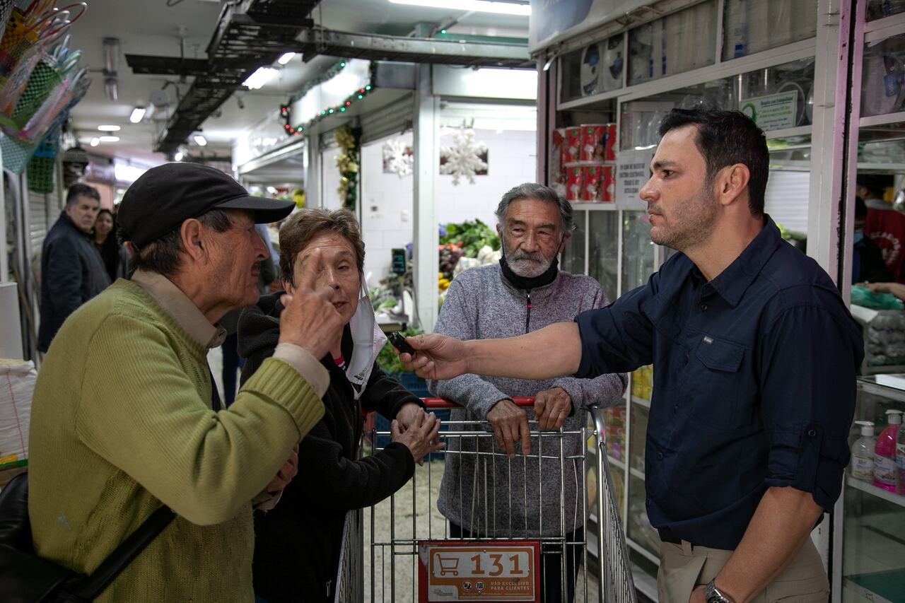 Juan Diego Alvira en la plaza de paloquemao incremento de precios en los alimentos 2023