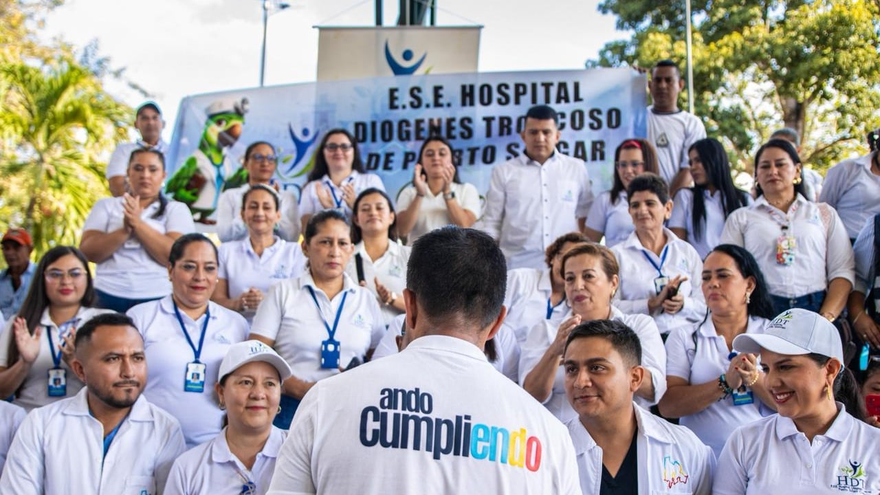 El éxito operativo del programa ha sido posible gracias a la contratación de 195 médicos provenientes de Bogotá, 19 departamentos y cuatro países