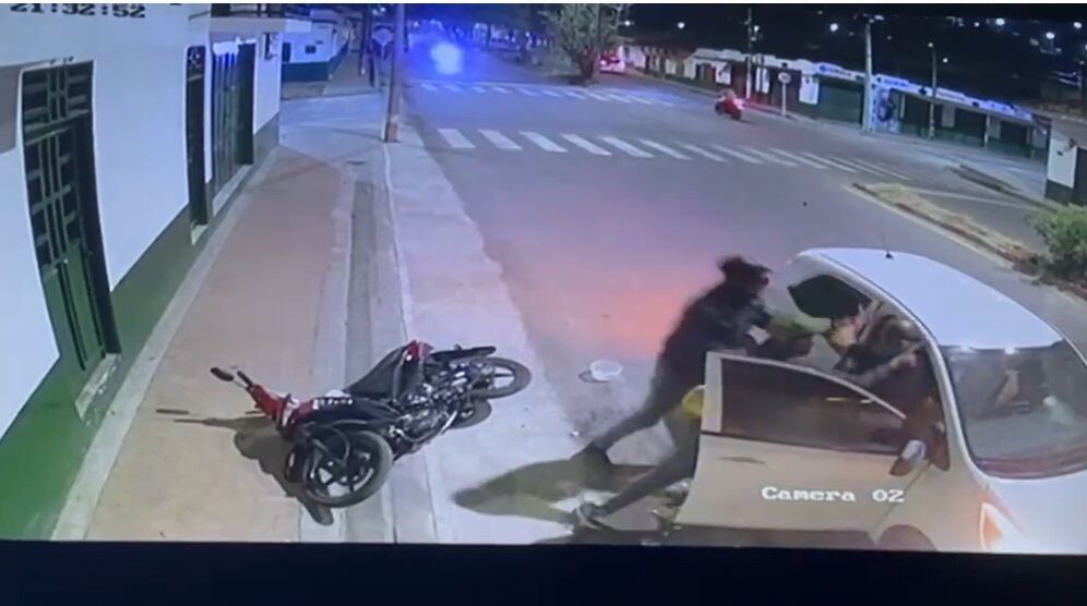 , los delincuentes lograron huir del sitio y son buscados por las autoridades. Durante el operativo  se logró la incautación del vehículo y un celular. Los sujetos presuntos responsables del secuestro son buscados en zona boscosa del sector El Mármol vía al departamento del Cauca.