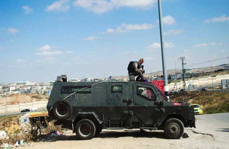 Los militares siempre están preparados para disparar, su equipamiento es el más sofisticado.
