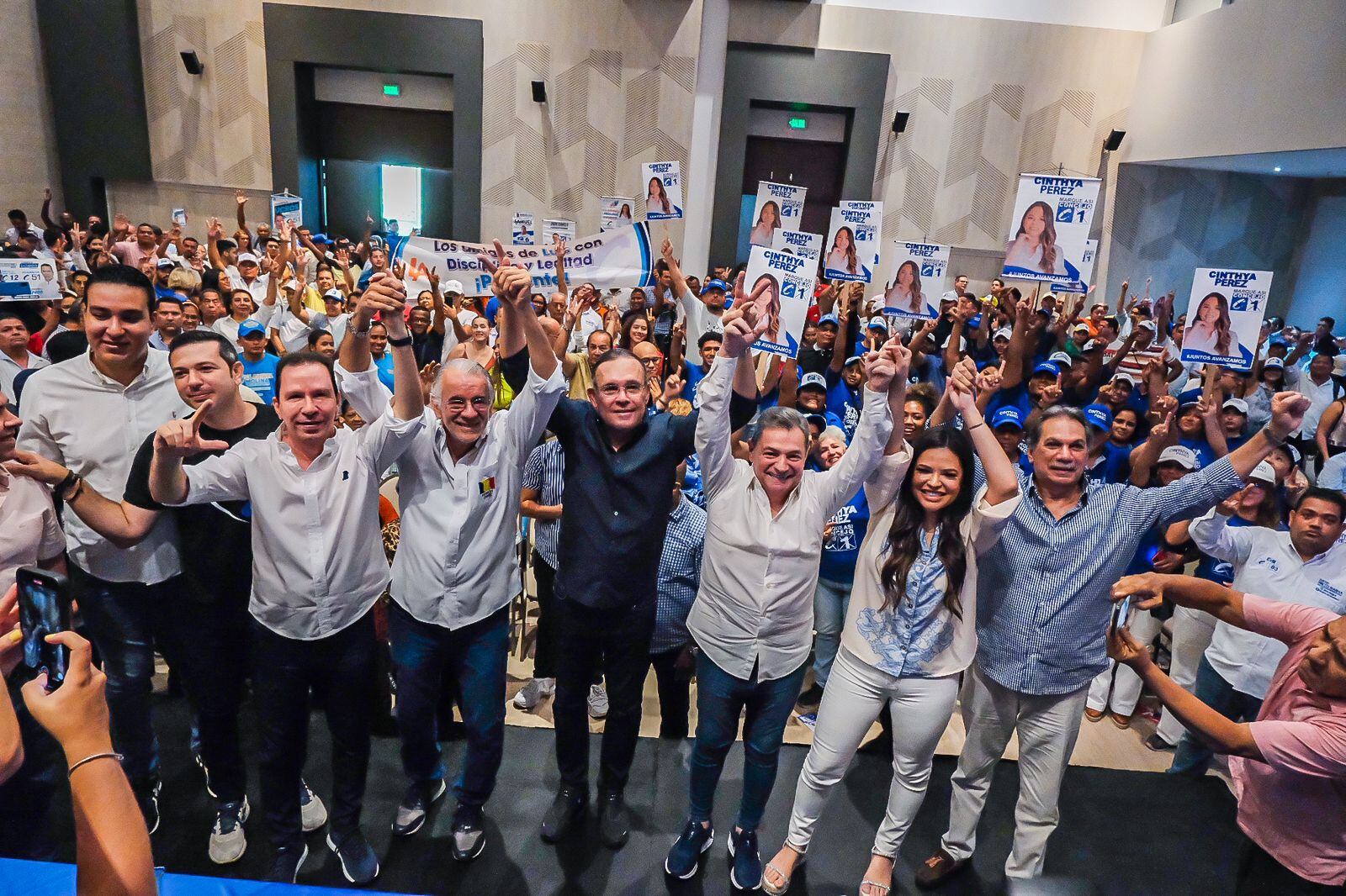 Partido Conservador se une a Eduardo Verano