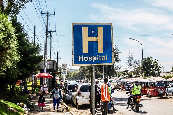 “Oramos por la pronta recuperación de todos los sobrevivientes; estás en nuestros pensamientos", señaló el presidente de Kenia. (Photo by James Wakibia/SOPA Images/LightRocket via Getty Images)