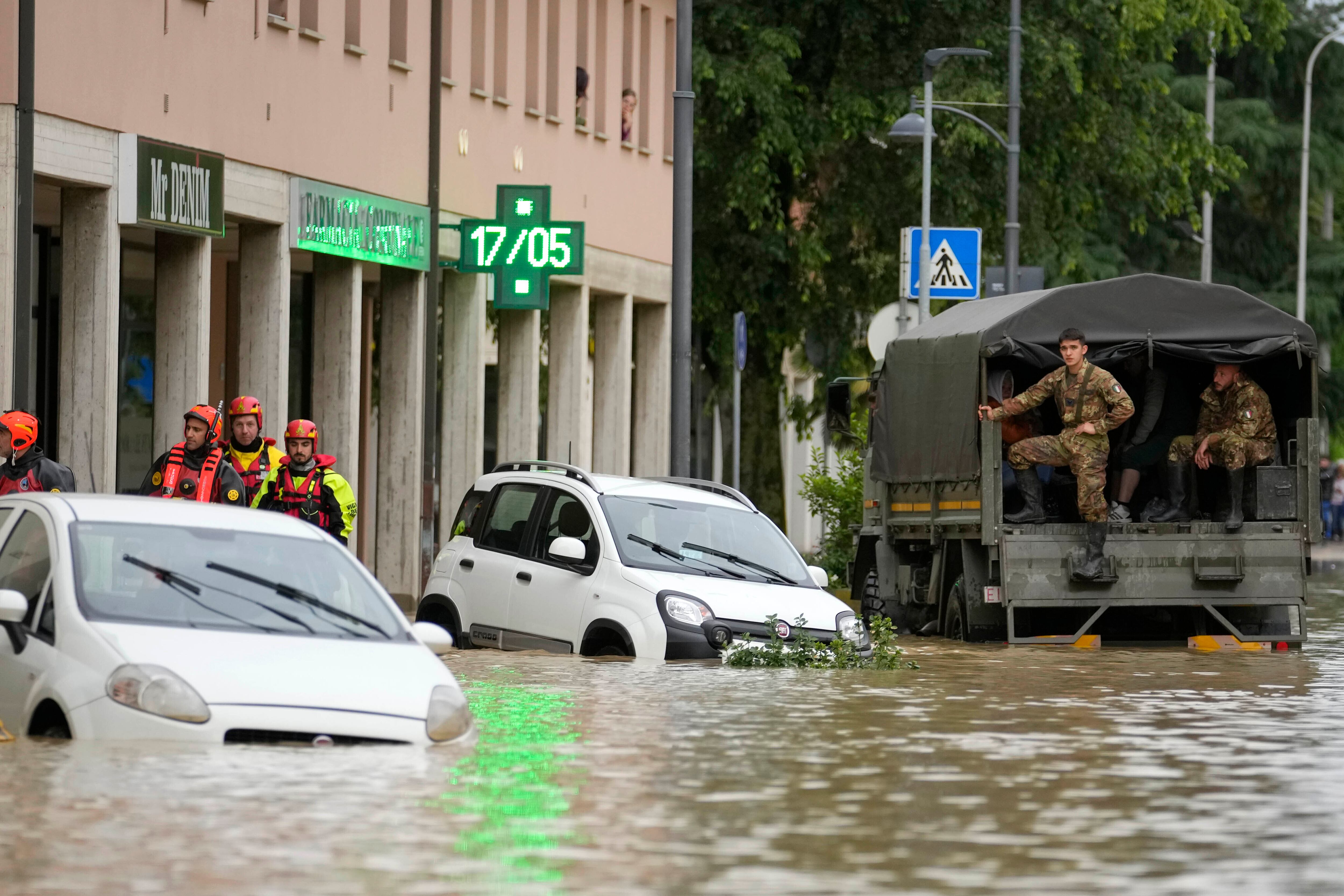 Autoridades confirman que debido a las torrenciales lluvias y las inundaciones derivadas de ello, también se debió cancelar el gran premio de Fórmula q previsto para el fin de semana.
