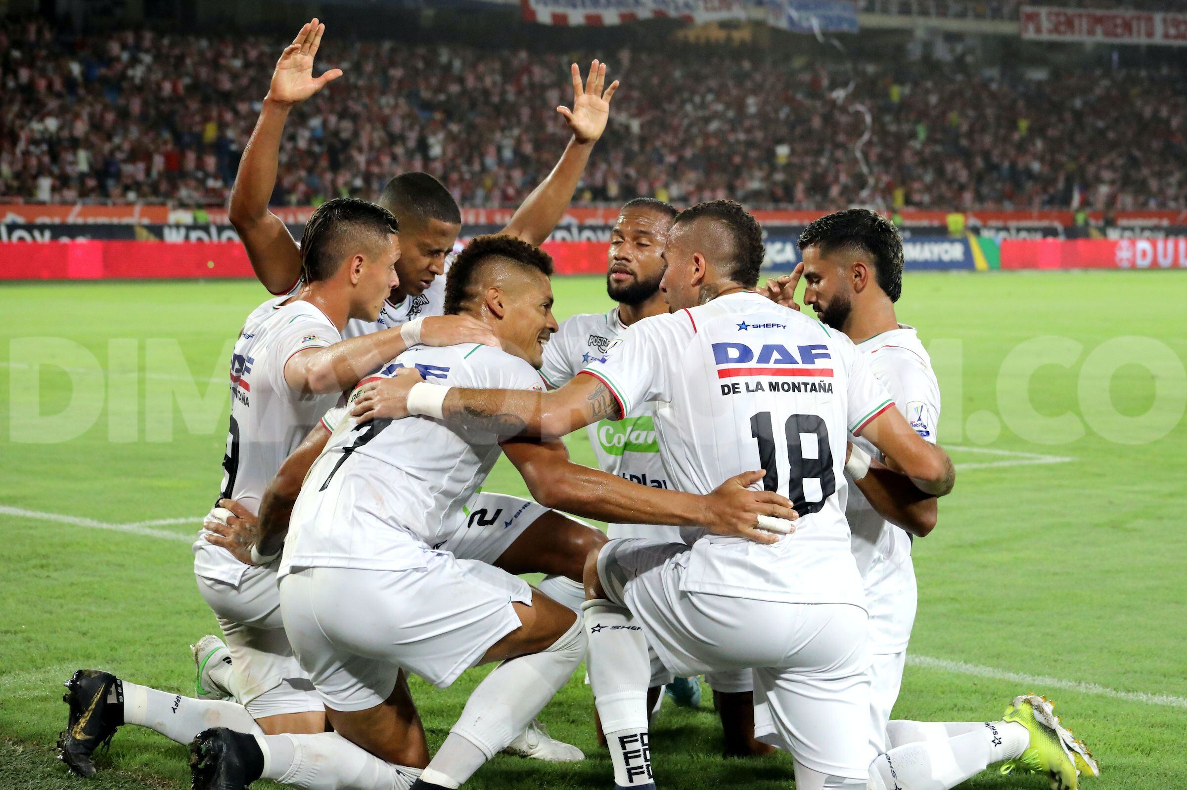 Once Caldas con goles de Ayron del Valle y Piedrahíta triunfó en Barranquilla