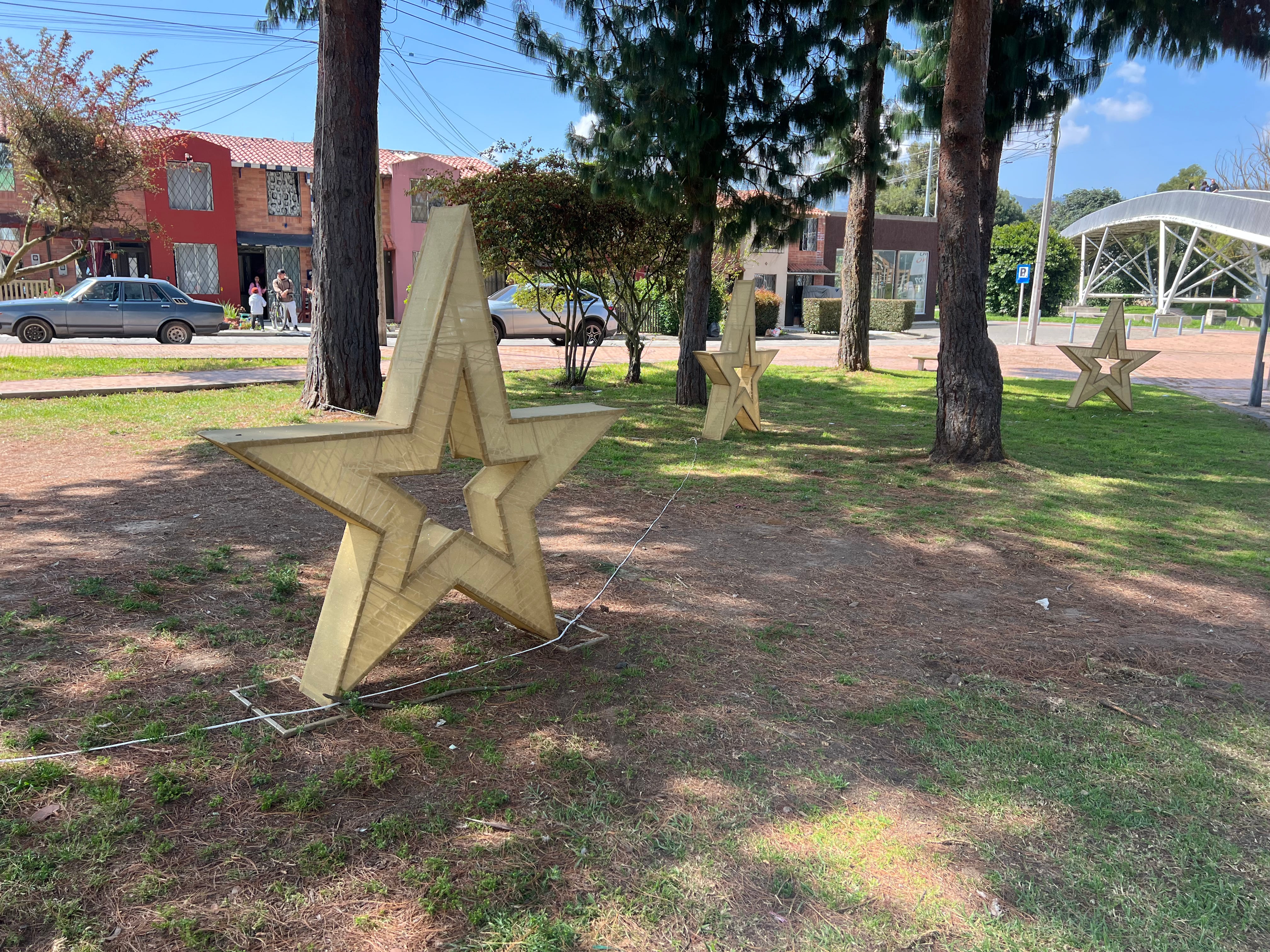 La magia de la Navidad regresa a Sopó: descubra su fascinante alumbrado temático en el Parque Principal