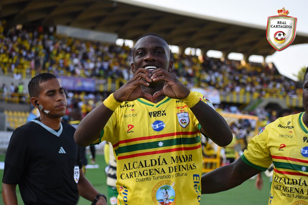 Miguel Ángel Murillo, delantero del Real Cartagena, celebra su gol contra Bogotá FC por la fecha 5 del Torneo I-2024.