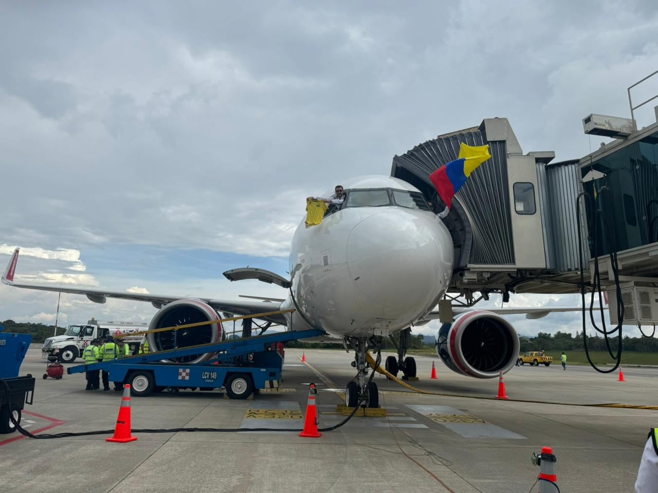 Bogotá y Bucaramanga quedan conectadas con nueva ruta aérea de 14 frecuencias semanales.