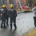 Unidades del Cuerpo de Bomberos de la ciudad, hicieron presencia en el lugar de los hechos.