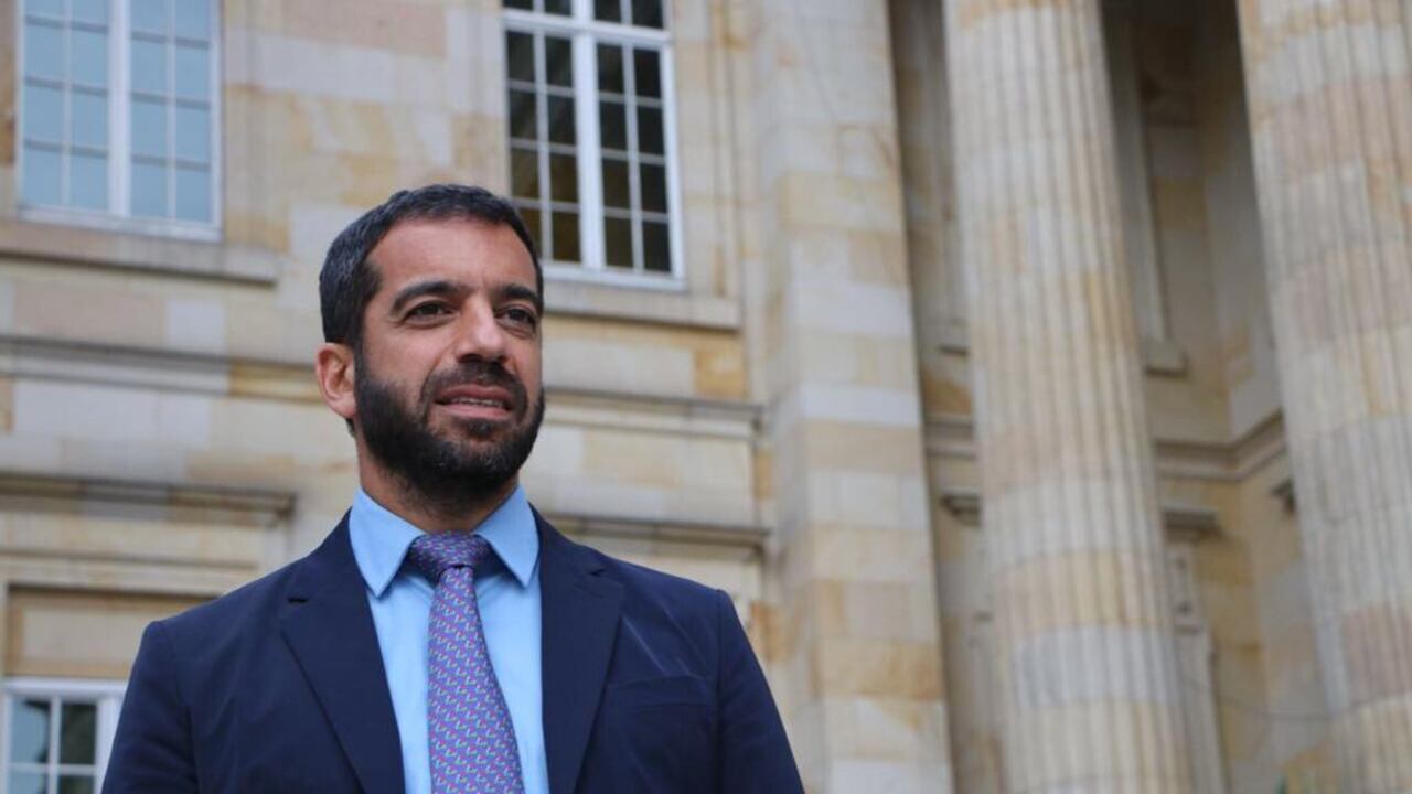 Arturo Char. Fotos Cortesía Senado.