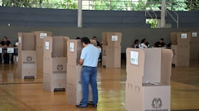 Cali: Con poca asistencia de votantes se realizó este domingo, 24 de agosto, la consulta popular para decidir la creación del Área Metropolitana del Sur occidente (AMSO). Foto José L Guzmán. El País