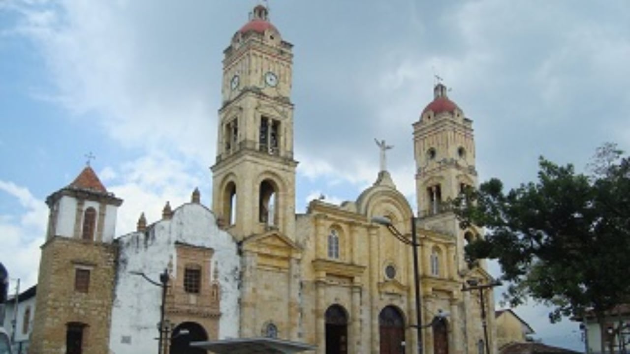 Iglesia Santa Bárbara en La Mesa, Cundinamarca
