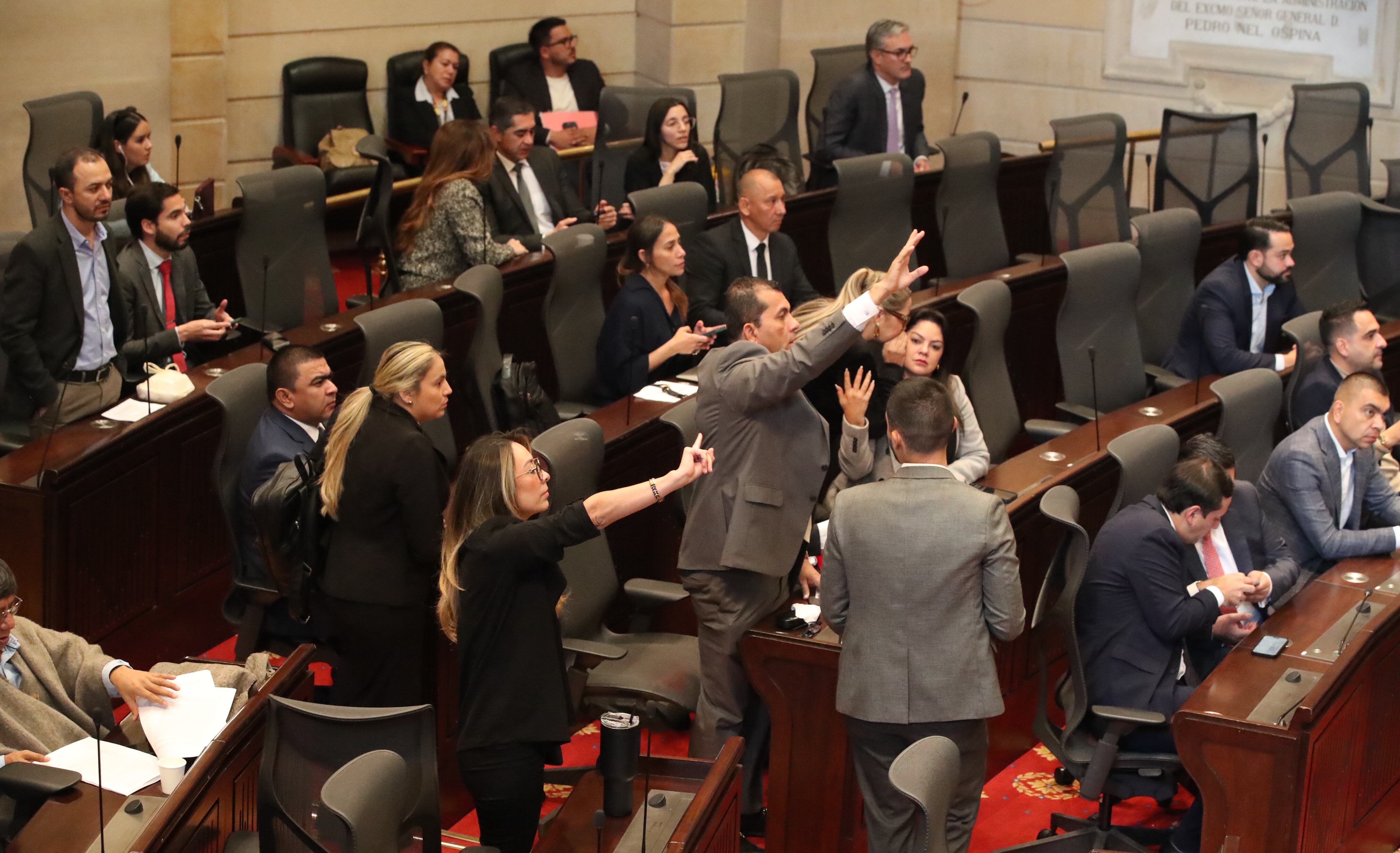 Proyecto de ley de financiamiento ponencia en las comisiones económicas conjuntas de Senado y Cámara (terceras y cuartas)