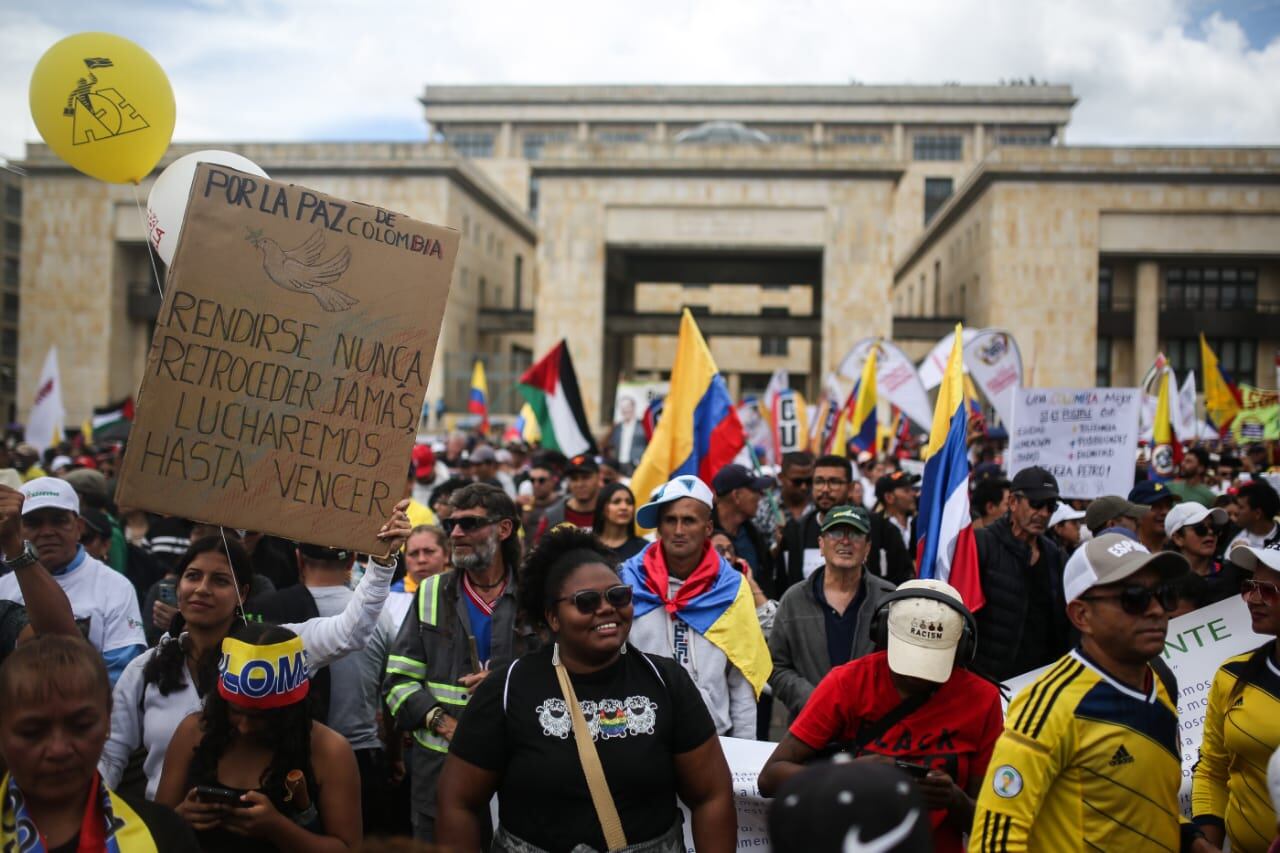 Marcha 1 de mayo día del trabajo, a favor del Presidente Gustavo Petro