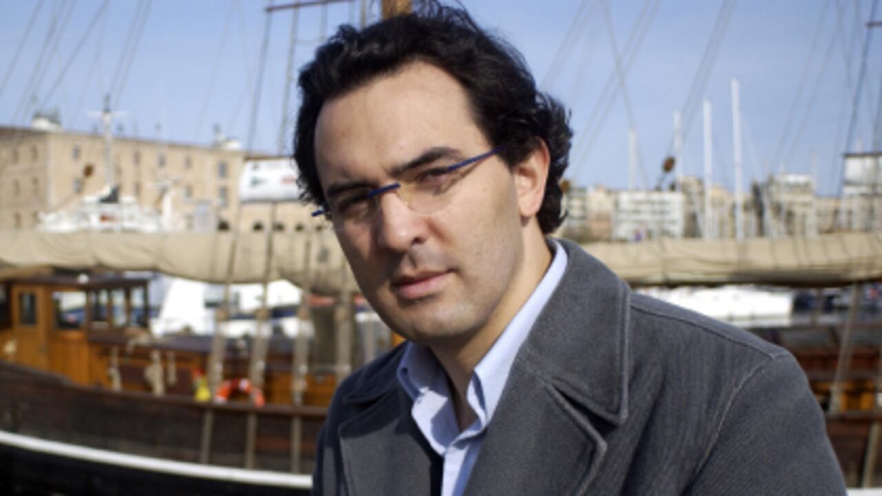 Juan Gabriel Vásquez es hoy uno de los autores colombianos de mayor reconocimiento internacional. Sus libros han sido traducidos a catorce idiomas.