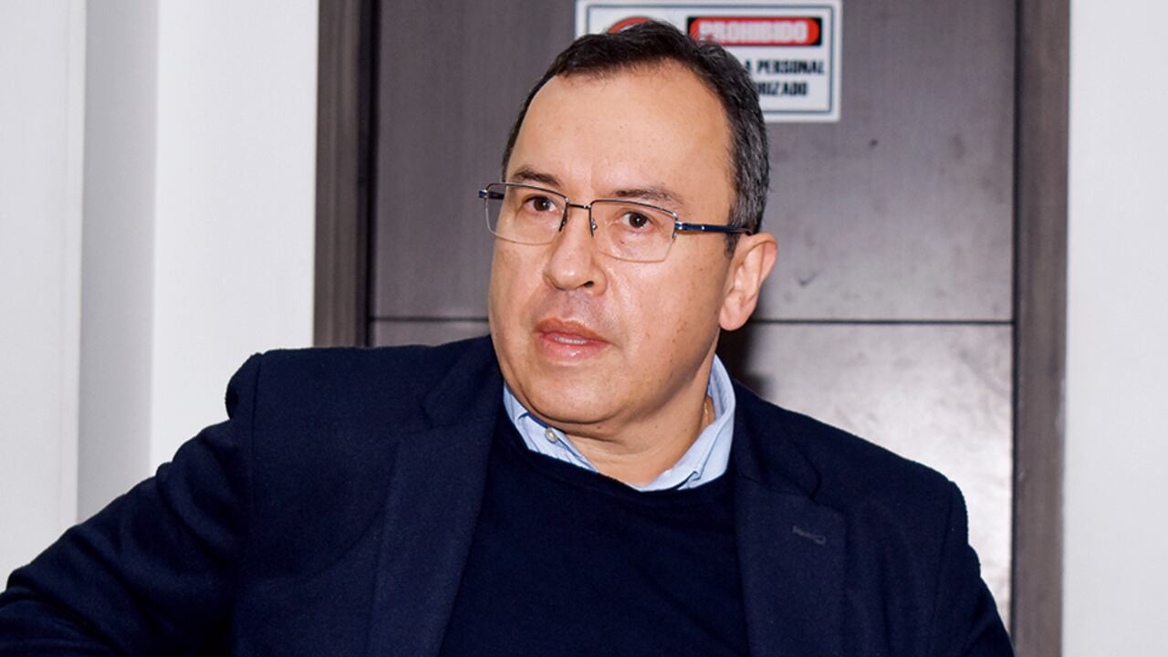 El ministro del Interior habló sobre sus primeros días asumiendo este nuevo cargo. Alexandra Ruiz - SEMANA.