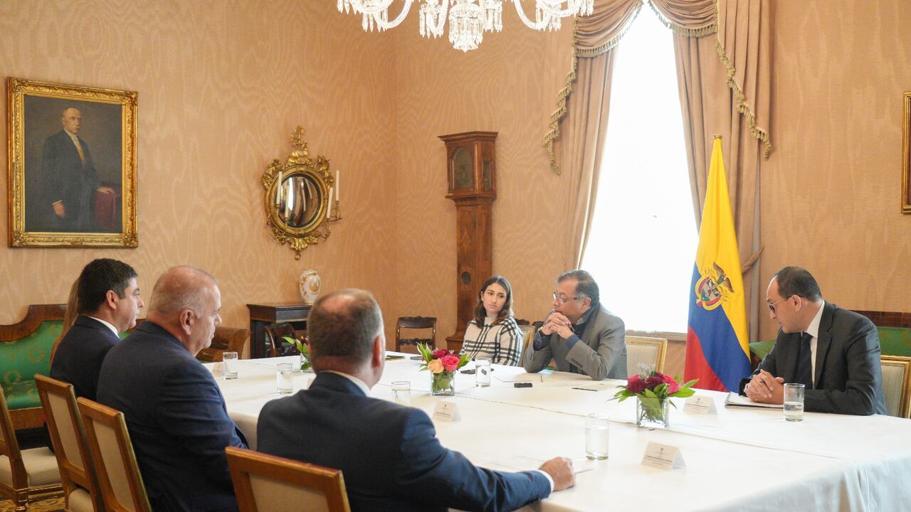 Presidente Gustavo Petro se reunió con las altas cortes en la Casa de Nariño