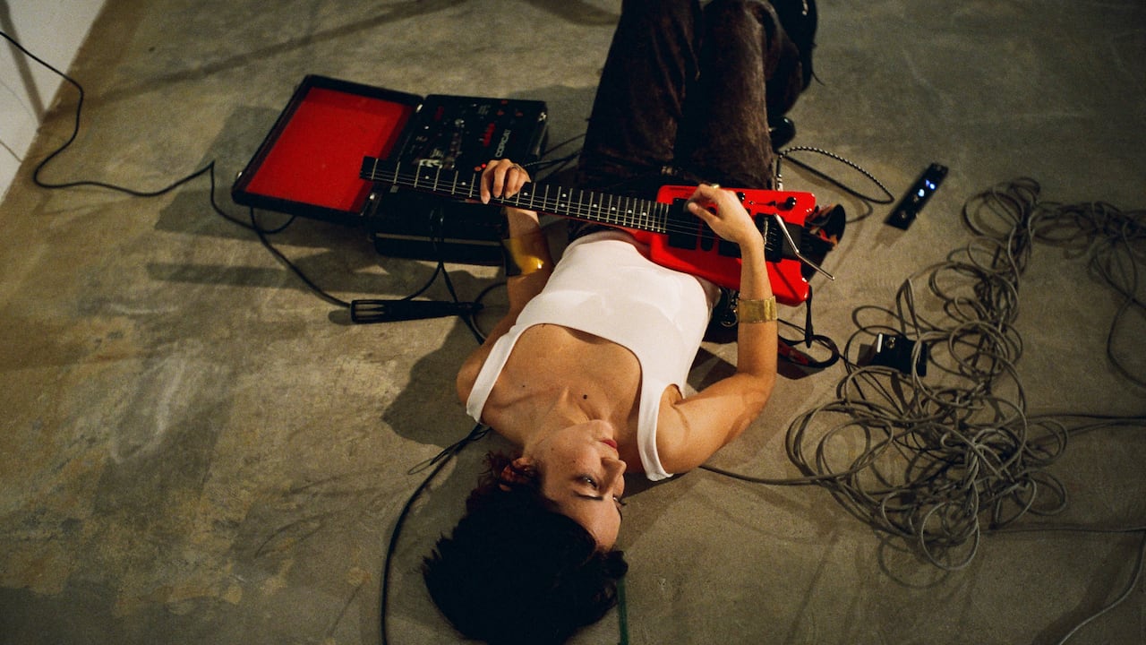 Lucrecia Dalt presentará 'A Danger to Ourselves'. Foto: Sammy Oortman Gerlings.