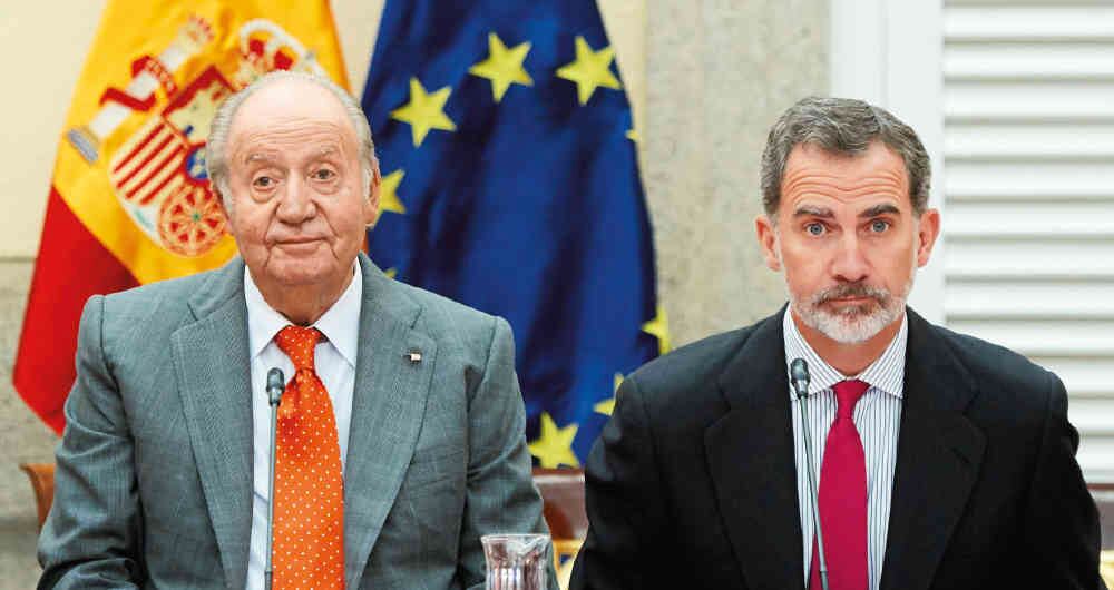 Ante el escándalo de sus manejos dudosos de dinero, el rey Felipe tomó distancia de su padre renunciando a su herencia.