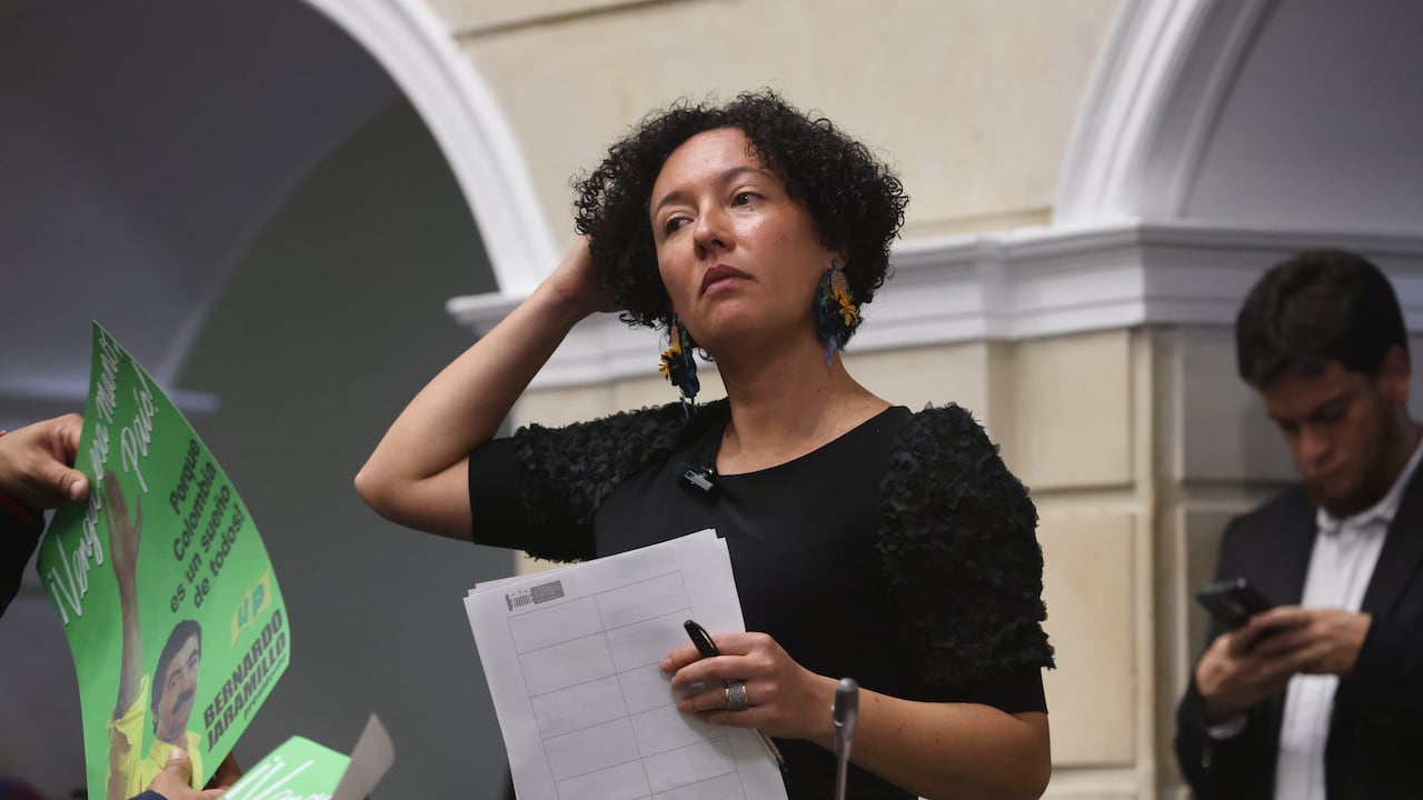 A la senadora Isabel Zuleta, del Pacto Histórico, le han llovido críticas por sus posiciones.