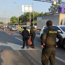 Puesto de control policía de tránsito en Paso del comercio por paro de camioneros