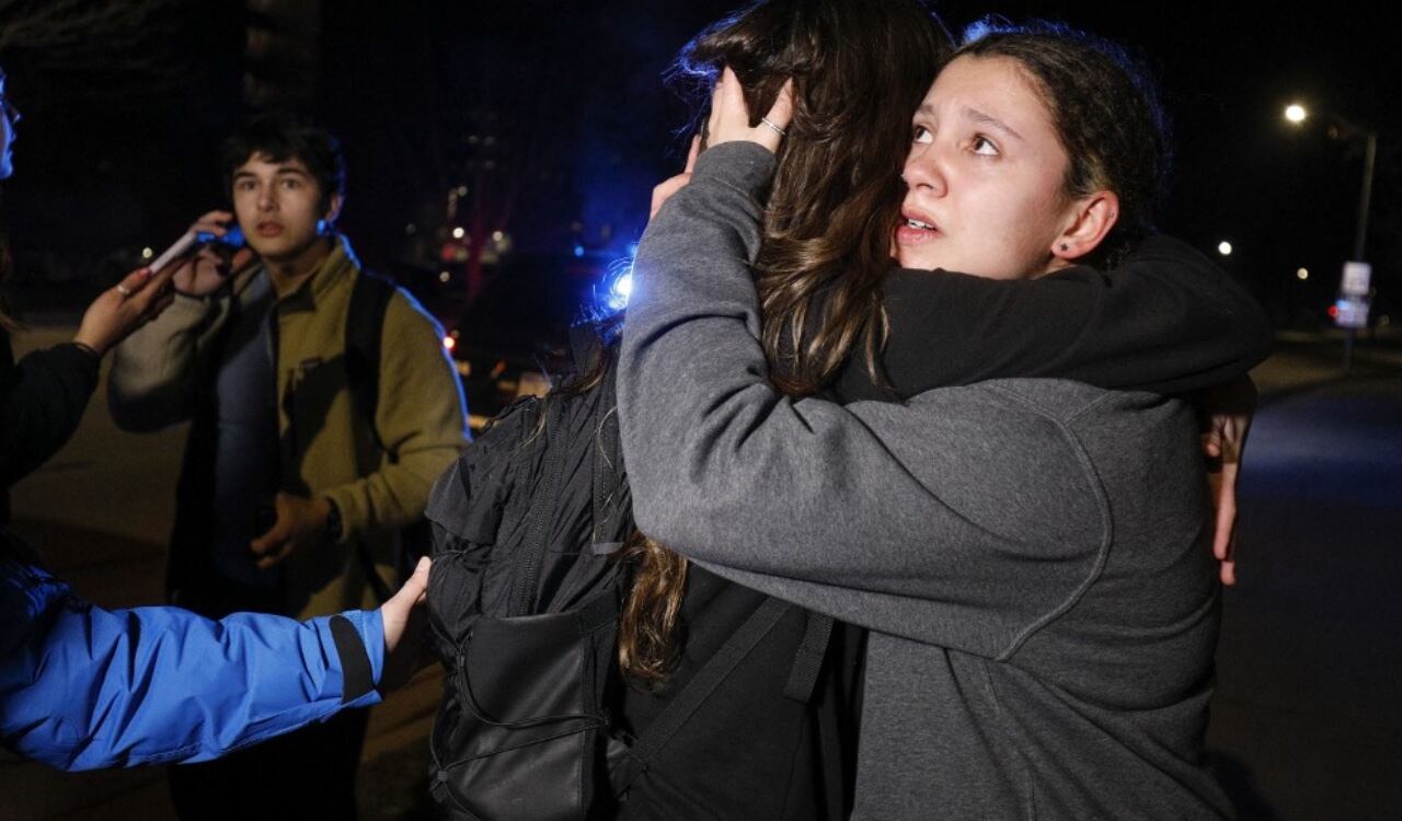 Fueron tres las víctimas mortales de este tiroteo; estudiantes se alertaron y salieron rápidamente de las instalaciones