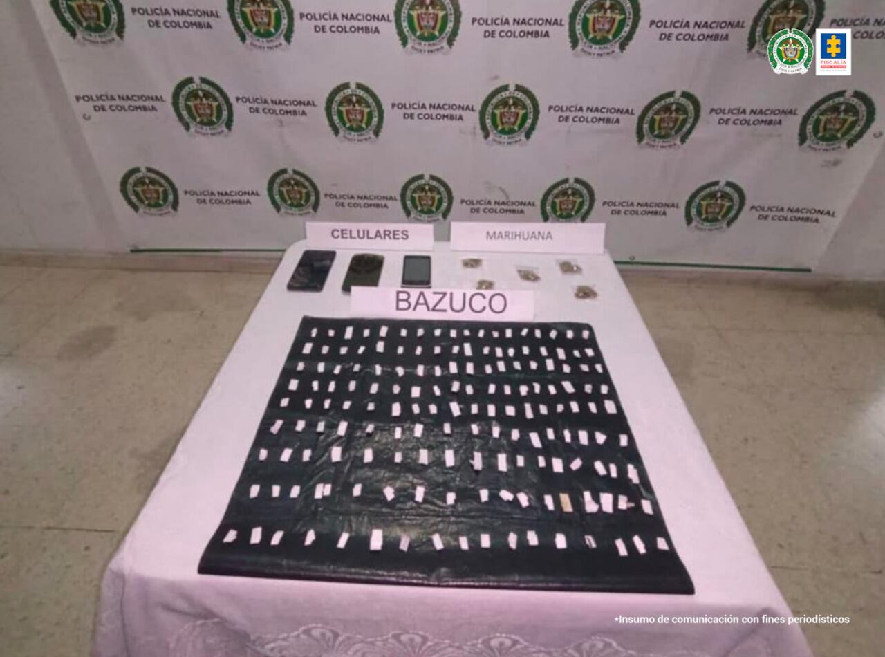 Las autoridades les encontraron dosis de estupefacientes a Los Cafeteros.