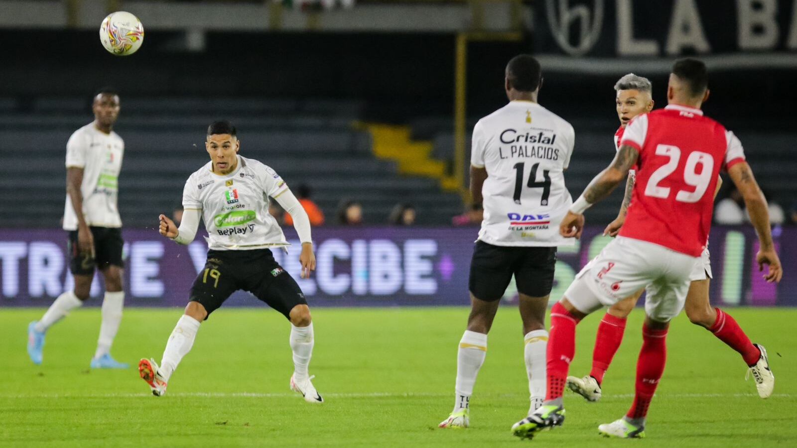 Imagen del partido entre Independiente Santa Fe y Once Caldas, por los cuadrangulares del primer semestre del 2024.