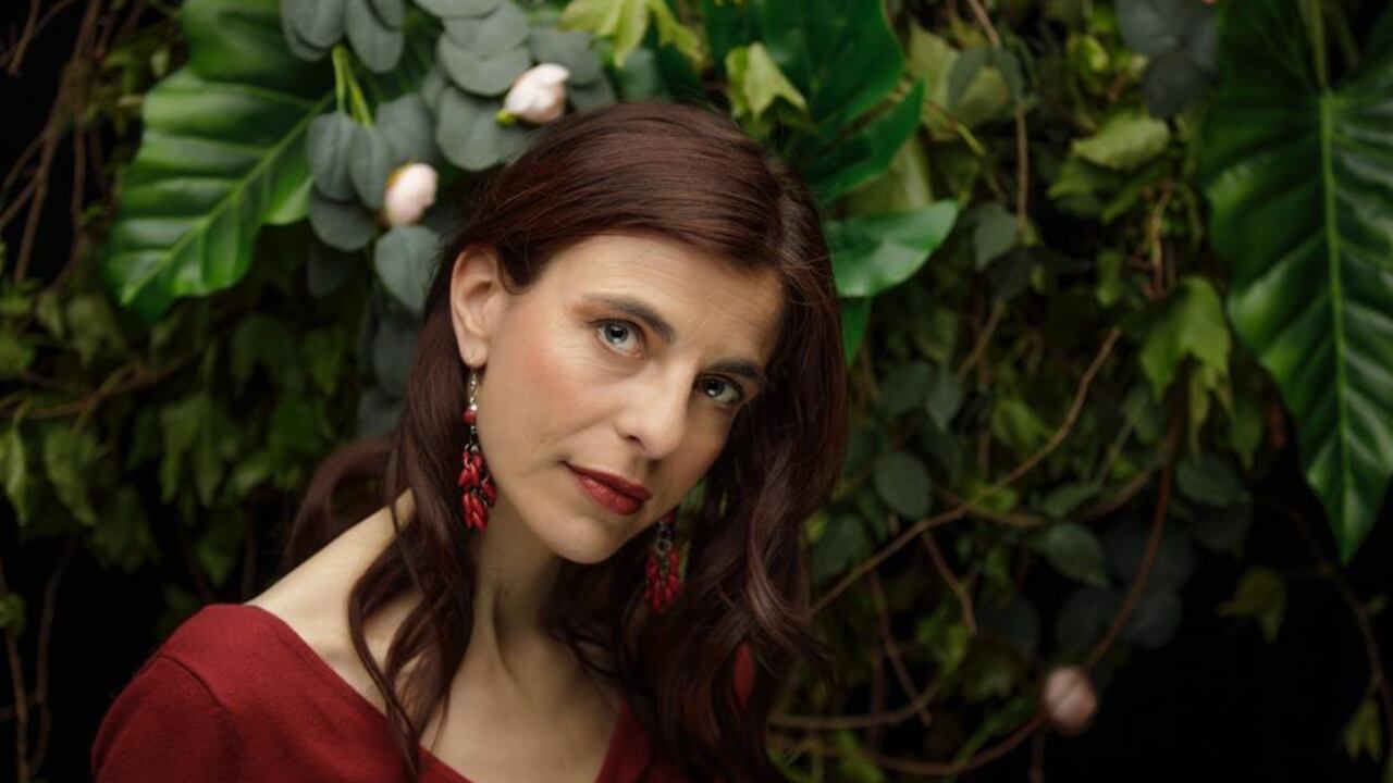 Nathalie Lemal es una cantante francesa de jazz. Bajo una influencia musical diversa, guarda una gran afinidad con el universo musical del jazz, y se inspira, además, de grandes intérpretes como Ella Fitzgerald, Sarah Vaughan, Nancy Sinatra, Dusty Springfield, Stacey Kent o Elis Regina.