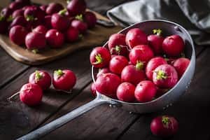 El rábano es un alimento muy nutritivo y bajo en calorías.