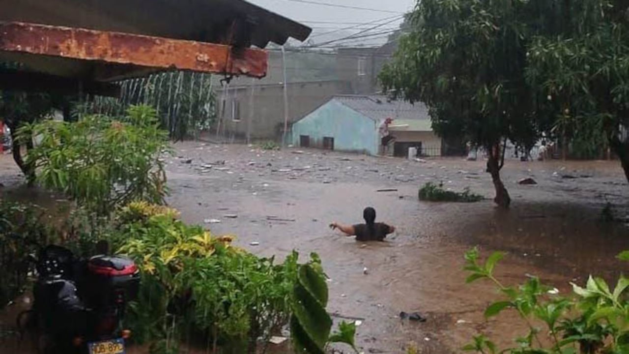 Las lluvias en Santa Marta dejaron inundaciones y preocupantes consecuencias.