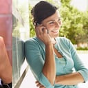 OpenAI permite conversar con ChatGPT a través de WhatsApp y llamadas telefónicas, con el nuevo contacto 1-800-ChatGPT.