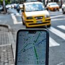 El anuncio de Uber de suspender su operación en Colombia ha generado la migración de sus conductores hacia otras aplicaciones de transporte como Didi, Beat y WayCali, en Cali. Taxistas dicen que demandará a estas y otras plataformas.