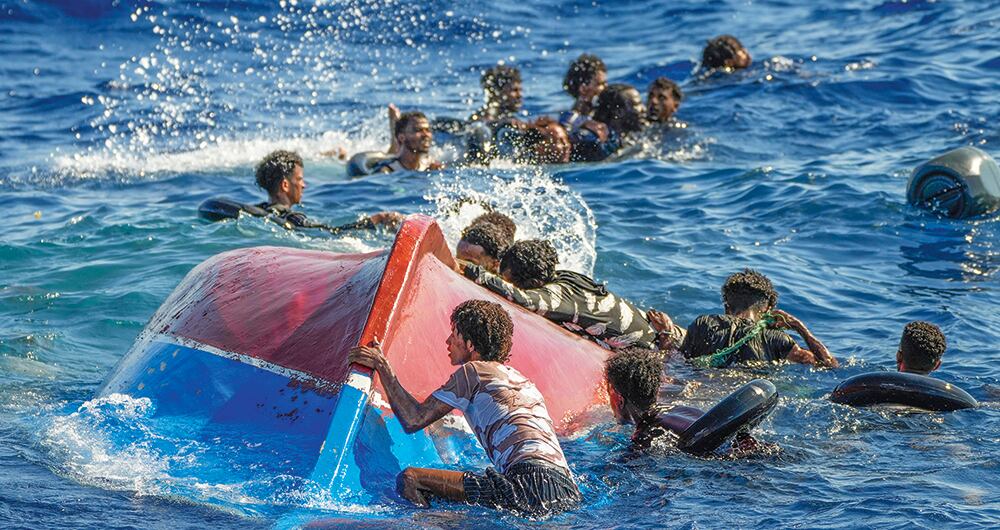 Un nuevo bote naufragó en le mar Mediterráneo. 