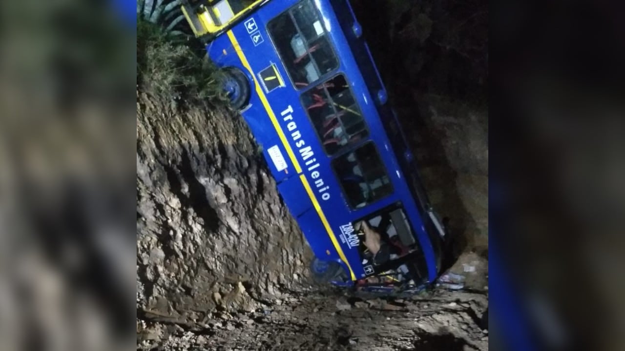 Un grave accidente dejó dos personas muertas y 15 heridas en Ciudad Bolívar
