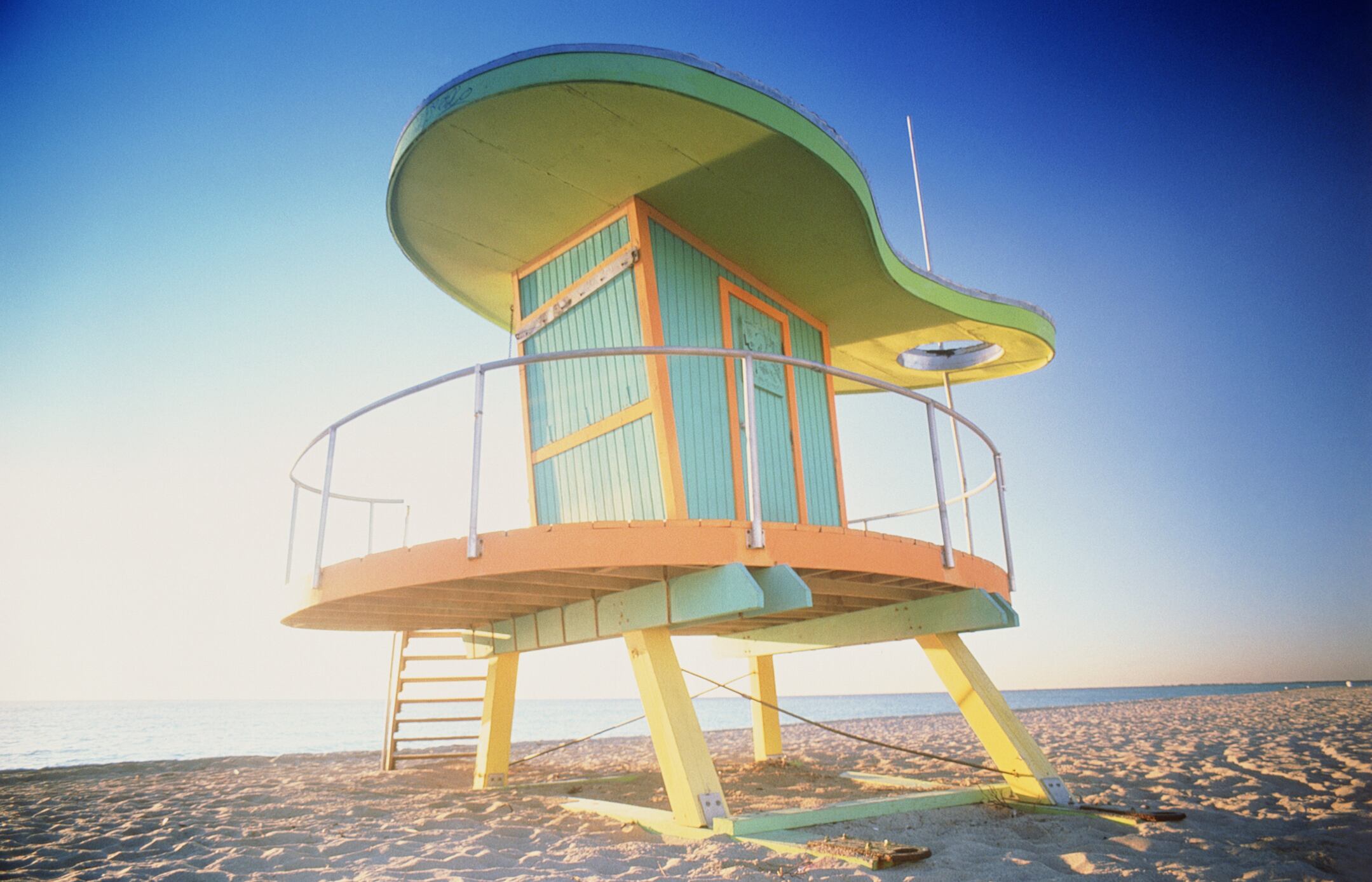 South Beach es una zona que ofrece un bello paisaje para los turistas.