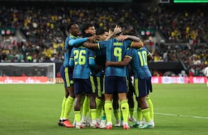BALTIMORE, MARYLAND - SEPTEMBER 26: Luis Suárez #9 of Colombia celebrates with teammates after scoring his team's first goal during an international friendly match between Mexico and Colombia at M&T Bank Stadium on September 26, 2026 in Baltimore, Maryland. (Photo by Omar Vega/Getty Images)