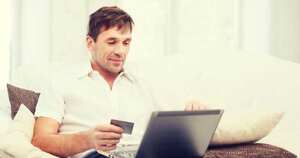 Televisión paga. Si existe internet, ¿por qué pagar para ver algo que puedo verlo gratis? De hecho, los millennials no suelen tener televisor, pues todo el material audiovisual lo consumen a través de sus teléfonos celulares, portátiles o tabletas, por lo que ya no precisan de este aparato.