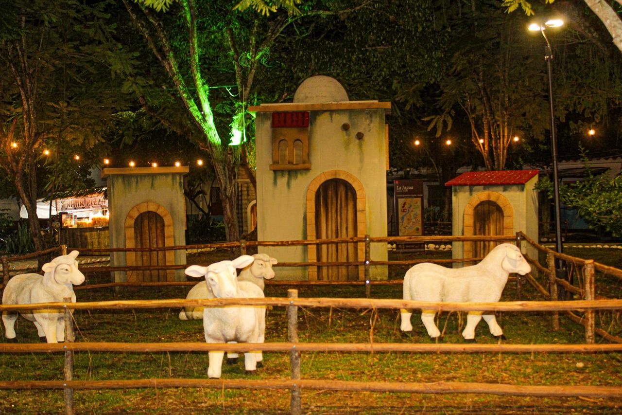 El pesebre de La Jagua recorre 17 cuadras del centro poblado.